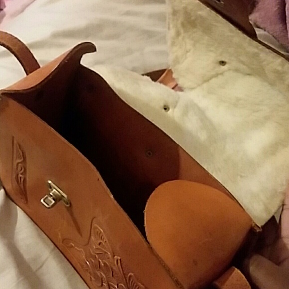 Purse - Picture 2 of 3